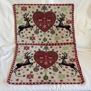 Set Of 2 Christmas Placemats With Heart & Reindeer Design